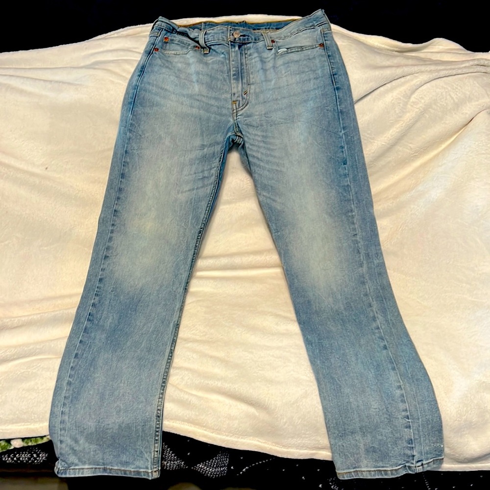 Men’s Levi’s jeans